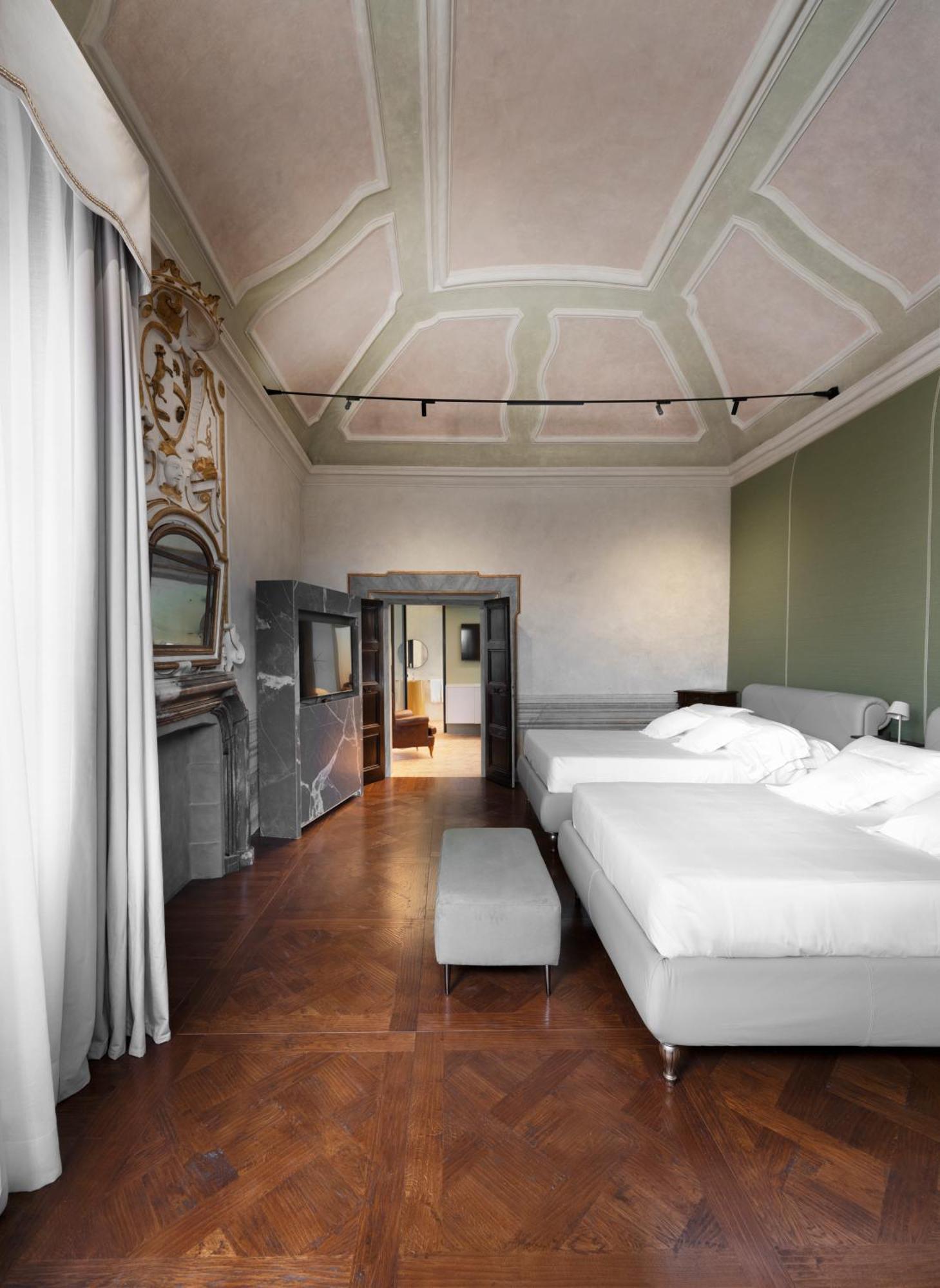 Palazzo Giusti Suites And Spa Ουρμπίνο Εξωτερικό φωτογραφία